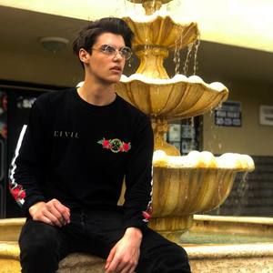 Meet your Posher, Damien